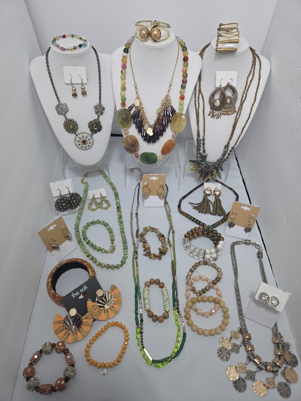 Huge 30+ Boho Vintage Jewelry Lot Estate CHICOS TENG YUE SAK Necklaces Earrings